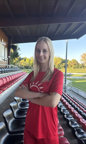 Bella Ecker